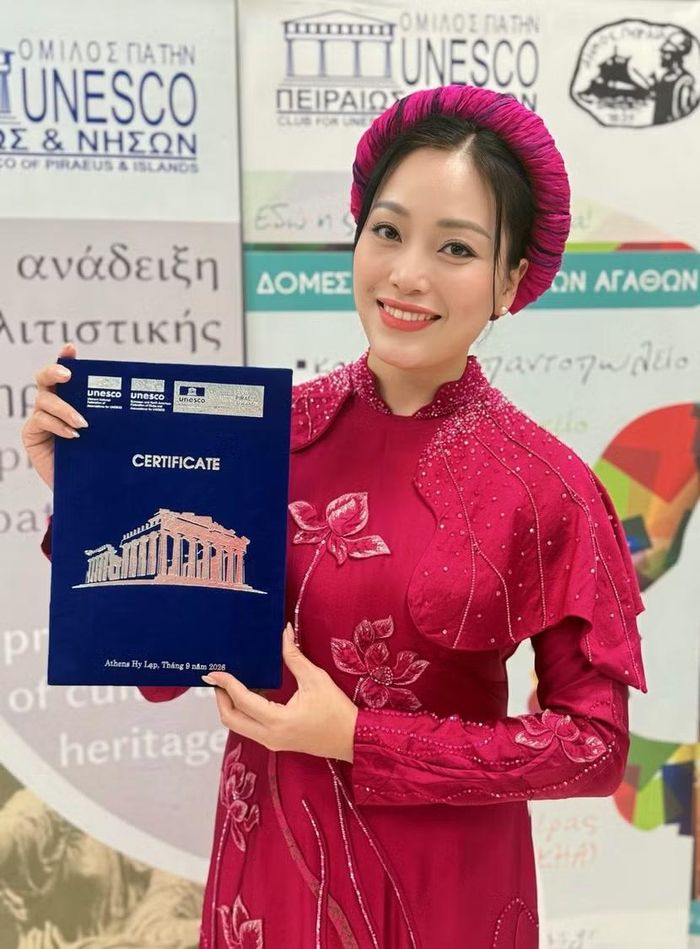 Hành trình 13 năm của Huyền Trang từ Quán quân Sao Mai 2013 đến nghệ sĩ được vinh danh tại Athens, Hy Lạp