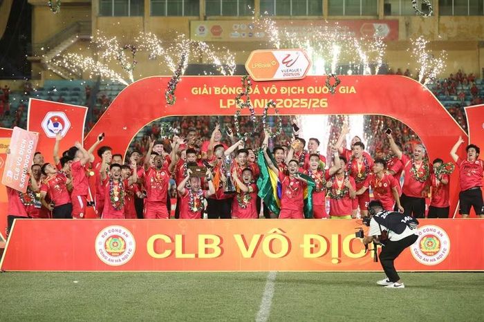 CLB Công an Hà Nội vô địch V-League 2025/26