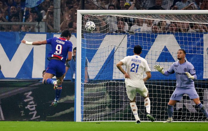  Ferran Torres ghi 21 bàn cho Barcelona mùa 2025/26 trước khi chuyển sang PSG. 