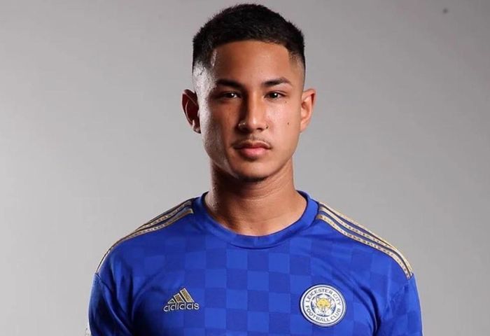  Bolkiah từng có thời gian ăn tập tại Leicester. 