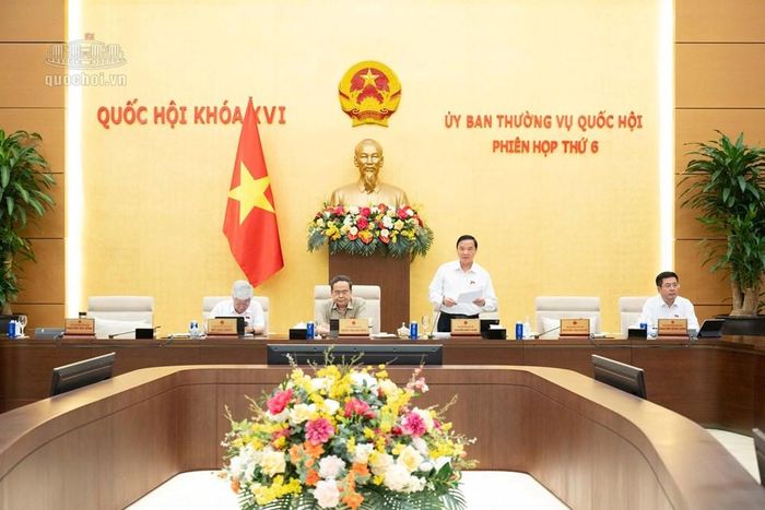 Ủy ban Thường vụ Quốc hội cho ý kiến về dự án Nghị quyết của Quốc hội về thực hiện thí điểm cơ chế thu hồi và xử lý tài sản liên quan đến tội phạm không qua kết tội