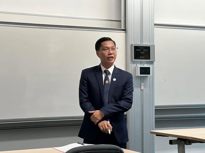  TS. Hoàng Văn Khải, Học viện Chính trị khu vực IV 