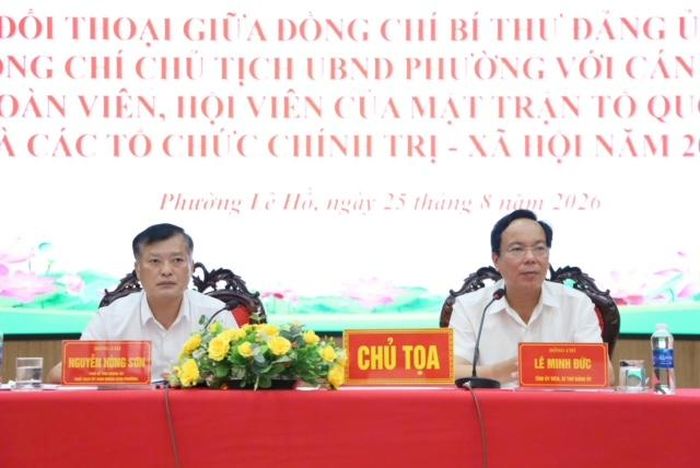  Bí thư Đảng ủy, Chủ tịch UBND phường đối thoại với đoàn viên, hội viên và Nhân dân 