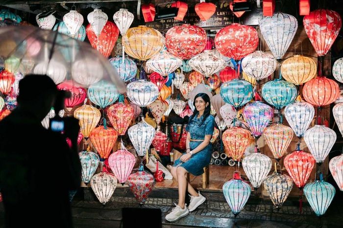 Từ sản phẩm thủ công gắn với phố Hội, đèn lồng đã trở thành một trong những hình ảnh được nhận diện rộng rãi của điểm đến Hội An