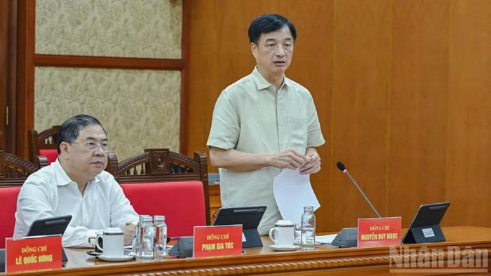 Đồng chí Nguyễn Duy Ngọc, Ủy viên Bộ Chính trị, Bí thư Trung ương Đảng, Trưởng Ban Tổ chức Trung ương phát biểu tại cuộc làm việc. (Ảnh: DUY LINH)