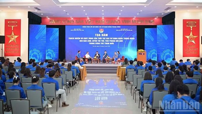 Toàn cảnh buổi tọa đàm. (Ảnh: LINH PHAN)