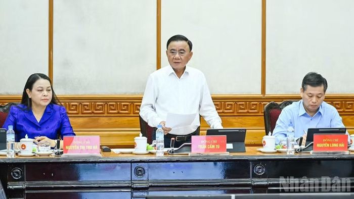 Thường trực Ban Bí thư Trần Cẩm Tú, Bí thư Đảng ủy các cơ quan Đảng Trung ương có buổi làm việc với Văn phòng Trung ương Đảng. (Ảnh: DUY LINH)