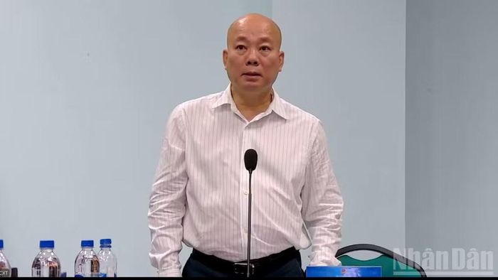 Ông Vũ Bá Phú, Cục trưởng Xúc tiến thương mại phát biểu tại hội nghị. (Ảnh: KIM DUNG)
