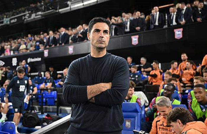  Huấn luyện viên Arteta gắn bó lâu dài với Arsenal. Ảnh: Getty