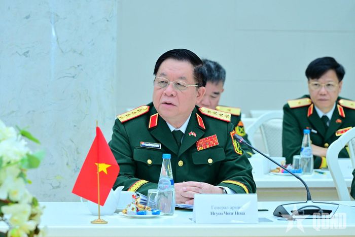 Đại tướng Nguyễn Trọng Nghĩa phát biểu tại hội đàm.