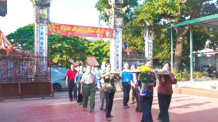 Nơi đây vì thế không chỉ là một không gian thờ tự, mà còn là nơi đạo lý “uống nước nhớ nguồn” được trao truyền qua các thế hệ.