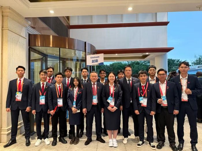 Tham dự Kỳ thi Kỹ năng nghề thế giới 2026, Đoàn Việt Nam có 12 thí sinh tranh tài ở 11 nghề.