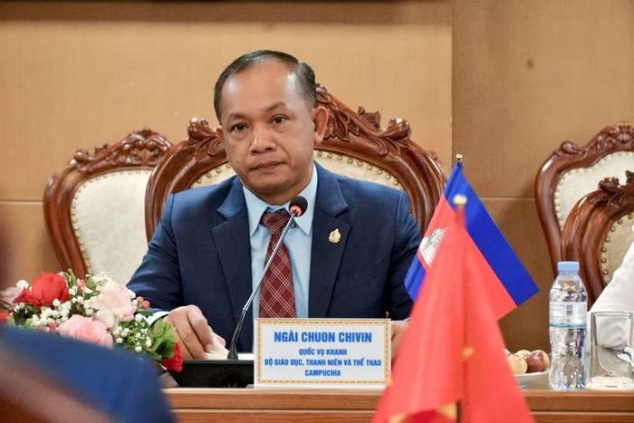 Ngài Chuon Chivin - Quốc Vụ khanh Bộ Giáo dục, Thanh niên và Thể thao Campuchia.