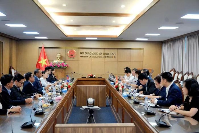 Toàn cảnh buổi tiếp.