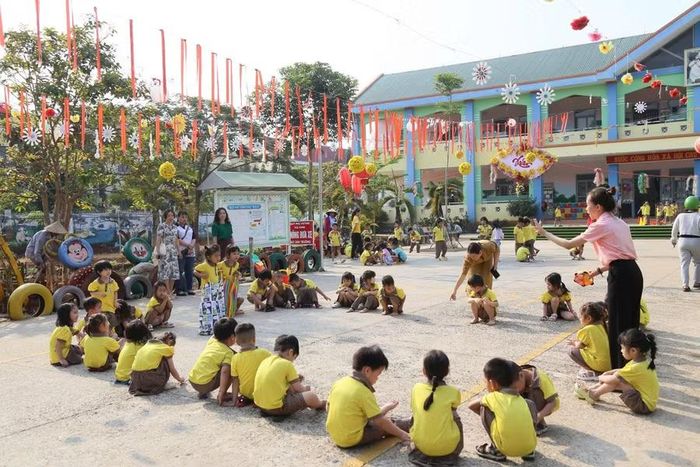 Hoạt động vui chơi của trẻ mầm non Đắk Lắk. (Ảnh: BT)