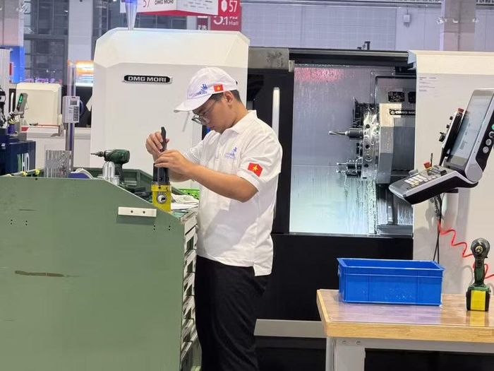 Với quá trình chuẩn bị và huấn luyện trước khi đến Thượng Hải, các thí sinh giữ tinh thần tập trung, chủ động triển khai từng nội dung theo yêu cầu của bài thi.