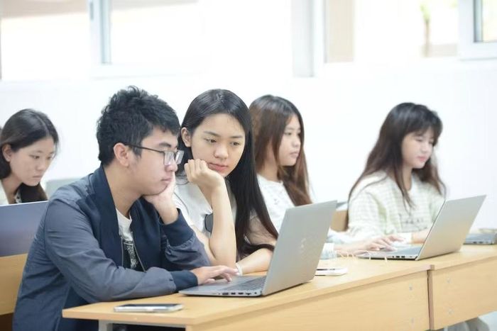 Giảm số phương thức tuyển sinh hợp lý nếu giúp HS hiểu rõ con đường vào ĐH, giảm chi phí không cần thiết, bảo đảm các trường chọn được SV phù hợp.