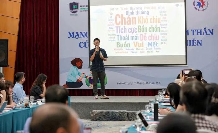 Ngô Quốc Anh chia sẻ kết quả nghiên cứu thực nghiệm của mình và nhóm nghiên cứu.