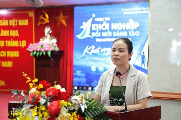 Bà Nguyễn Thị Hồng Thái, Phó Giám đốc Sở Khoa học và Công nghệ tỉnh Hưng Yên phát biểu tại diễn đàn.