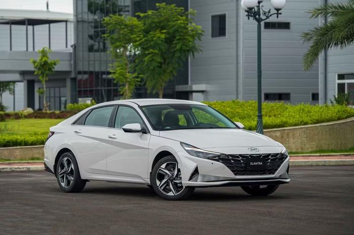 Mẫu xe Hyundai Elantra - Ảnh: HTV