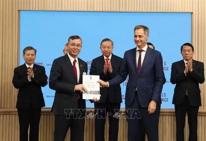 Tổng Bí thư, Chủ tịch nước Tô Lâm chứng kiến lễ trao văn kiện, thoả thuận hợp tác của Việt Nam với các cơ quan của Liên hợp quốc. Ảnh: Thống Nhất/TTXVN