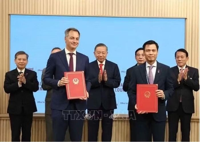 Tổng Bí thư, Chủ tịch nước Tô Lâm chứng kiến lễ trao văn kiện, thoả thuận hợp tác của Việt Nam với các cơ quan của Liên hợp quốc. Ảnh: Thống Nhất/TTXVN