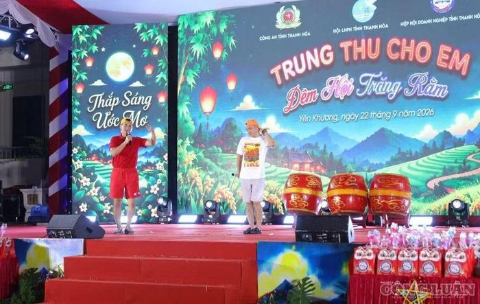 Chương trình có sự góp mặt của nhiều nghệ sĩ nổi tiếng