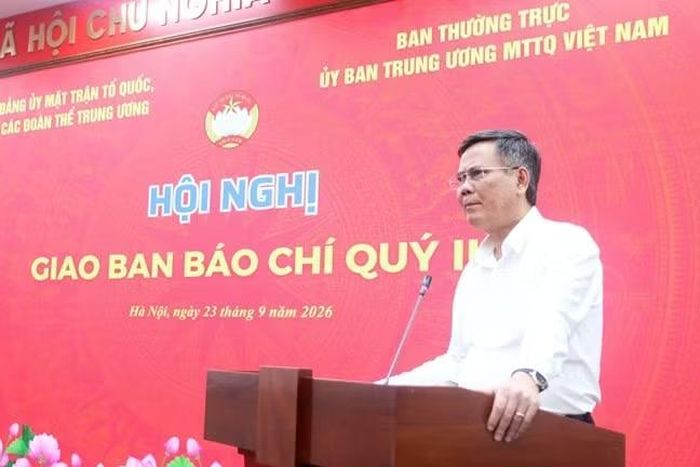 Phó Chủ tịch Ủy ban Trung ương MTTQ Việt Nam Trần Thắng phát biểu tại Hội nghị. Ảnh: H.Diệp