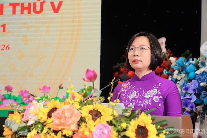 Chủ tịch Ủy ban MTTQ Việt Nam thành phố Hà Nội Bùi Huyền Mai phát biểu tại đại hội