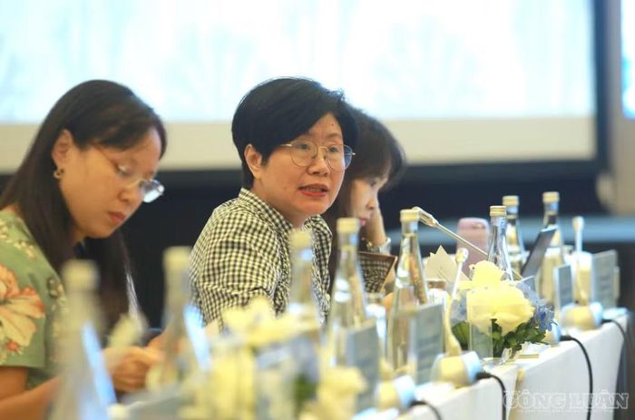 “Chúng ta xây dựng lộ trình, nhưng làm cách nào để thực hiện được? Điều gì hỗ trợ cho việc triển khai việc này? Điều này chưa được rõ”, đại diện Cục Biển và Hải đảo Việt Nam đặt vấn đề.