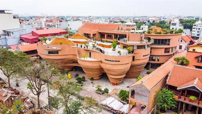 Bảo tàng gốm Bát Tràng - công trình kiến trúc độc nhất vô nhị theo dòng lịch sử (Ảnh: sưu tầm)