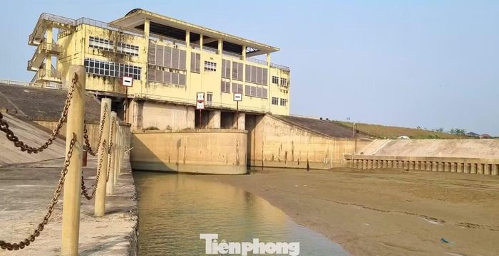 Các công trình thuỷ lợi ở miền Trung, Tây Nguyên và Nam Bộ có nguy cơ "cạn trơ đáy" trong mùa khô 2026-2027.