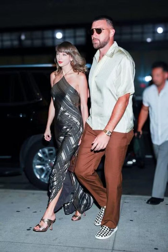 Taylor Swift và Travis Kelce kết hôn hồi tháng 7.
