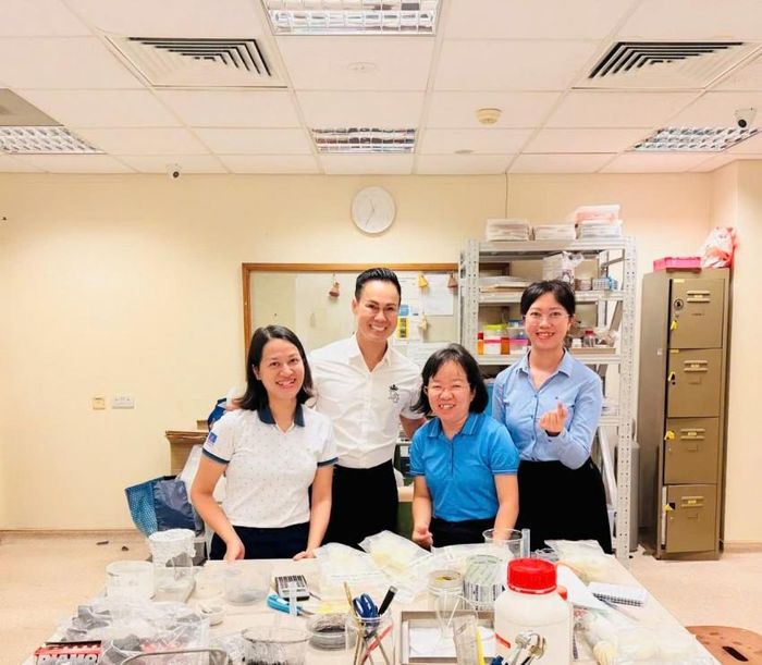 PGS.TS. Dương Minh Hải cùng các thầy cô PVU tham gia thực hiện "Nghiên cứu tổng hợp vật liêu Aerogels từ phế thải nông nghiệp".