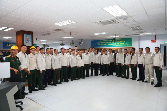 Đoàn công tác ghi nhận và đánh giá cao những đóng góp của đội ngũ người lao động tại BSR.