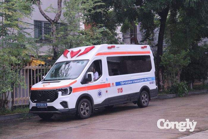 Lực lượng y tế bố trí phương tiện, sẵn sàng xử lý các tình huống phát sinh trong thời gian diễn ra phiên tòa.