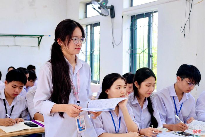 Thảo Ly đang tiếp tục thực hiện mục tiêu ôn tập để đạt chứng chỉ IELTS.