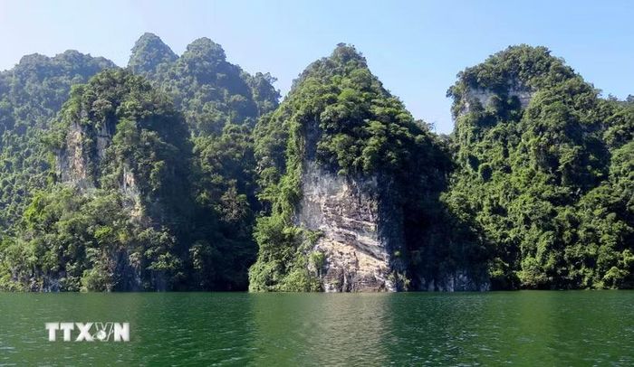 Hồ Na Hang, tỉnh Tuyên Quang. (Ảnh: Văn Tý/TTXVN)