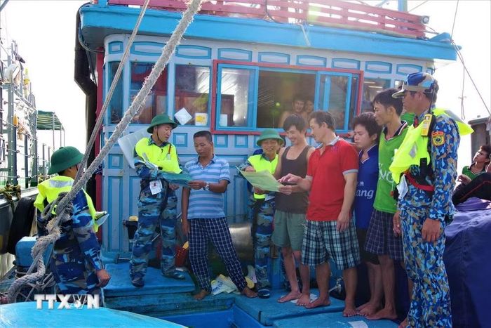 Tuyên truyền về chống IUU ở Vũng Tàu, Thành phố Hồ Chí Minh. (Nguồn: TTXVN)