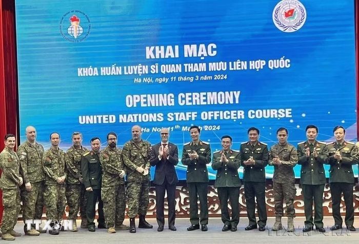 Lễ Khai mạc Khóa huấn luyện Sỹ quan tham mưu Liên hợp quốc năm 2024 giữa Việt Nam và Canada (Hà Nội, 11/3/2024). (Ảnh: TTXVN phát)