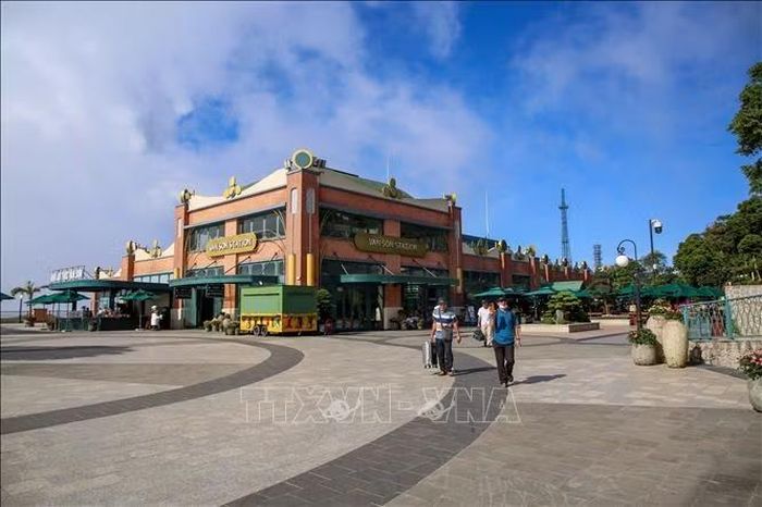 Tây Ninh ngày nay được biết đến là điểm đến du lịch độc đáo, trong lành. Ảnh: Giang Phương/TTXVN
