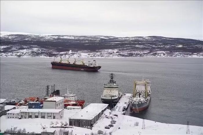 Một góc vịnh Kola trên biển Barents. Ảnh: Duy Trinh/PV TTXVN tại Nga