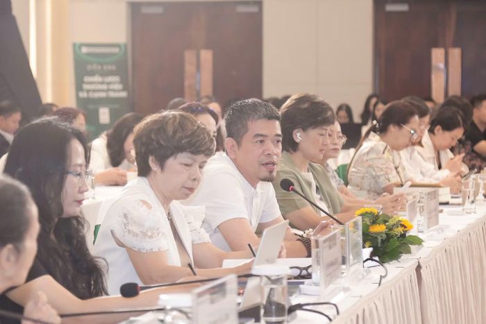 Ông Lê Tùng, Giám đốc chiến lược Tập đoàn Sunhouse phát biểu tại Diễn đàn sáng 23/9