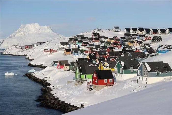 Quang cảnh thành phố Nuuk, Greenland, vùng lãnh thổ tự trị thuộc Đan Mạch. Ảnh: THX/TTXVN phát