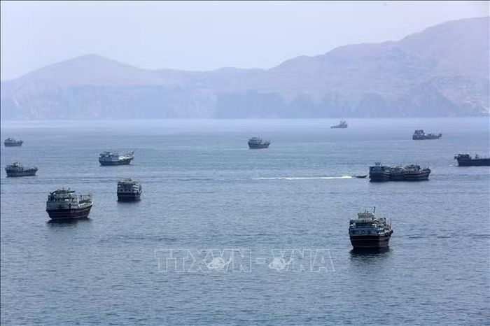 Quang cảnh eo biển Hormuz. Ảnh: THX/TTXVN phát