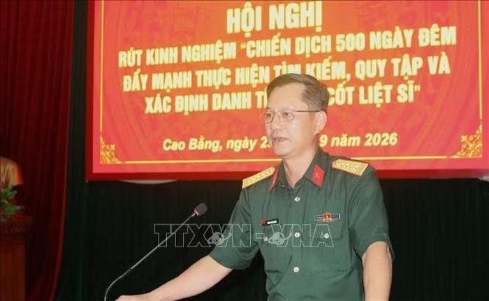 Đại tá Nông Tiến Dũng, Phó Chủ nhiệm Quân khu 1 phát biểu. Ảnh: Chu Hiệu/TTXVN