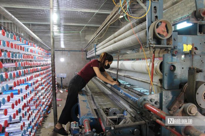 Cơ sở của anh tạo việc làm cho một số người thân và lao động tại địa phương.