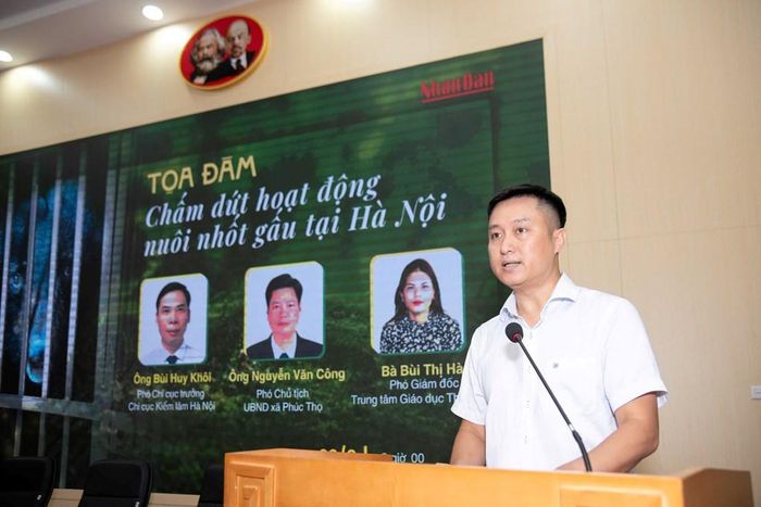 Ông Nguyễn Hoàng Nhật, Phó Trưởng Ban Nhân Dân điện tử, Báo Nhân Dân cho biết phát biểu tại tọa đàm. Ảnh: Hằng Trần