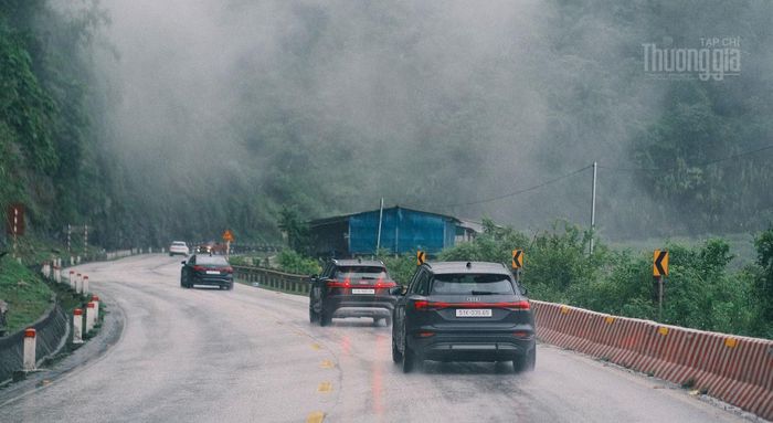 Khả năng kiểm soát sự ổn định thân xe là yếu tố khiến cảm giác lái Audi luôn là sự yên tâm bên cạnh sự hưng phấn