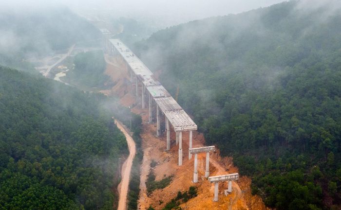 Các dự án quy mô lớn khó tiếp cận nguồn vốn dài hạn với chi phí hợp lý. Ảnh: HA